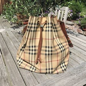 Burberry bucket shoulder bag