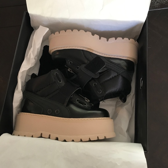 Puma Shoes - Shoes