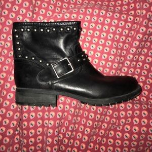 Kelsi dagger studded boots
