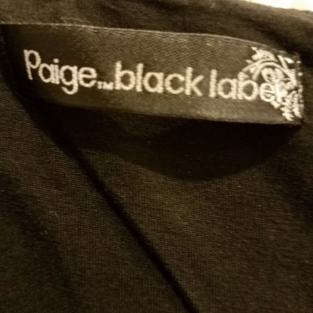Paige - Picture 3 of 3