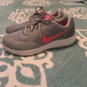 Nike Revolution 3 Running shoes