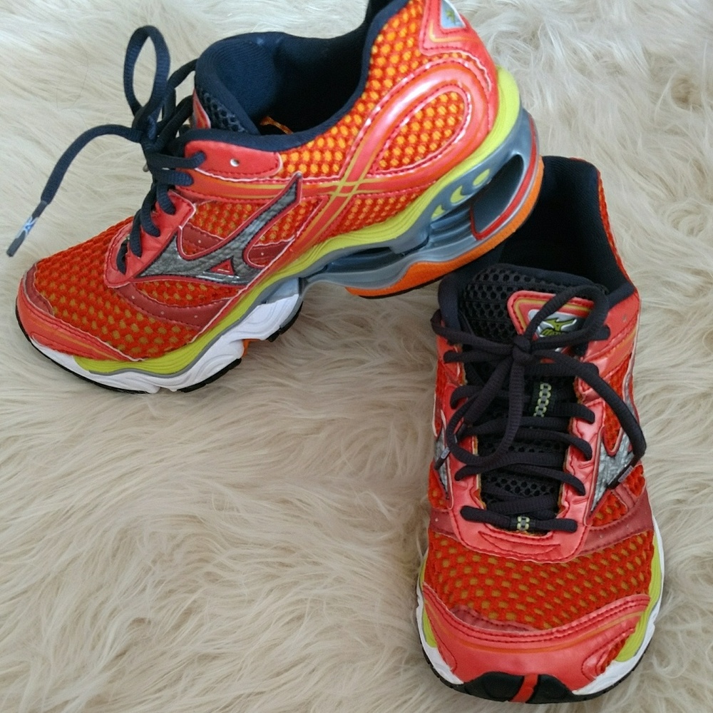 ❌SOLD❌ Mizuno WaveCreation13  Sz:8.5w