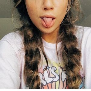 Meet your Posher, Kimberly