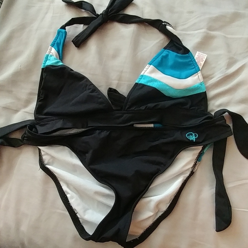 Black & blue bikini