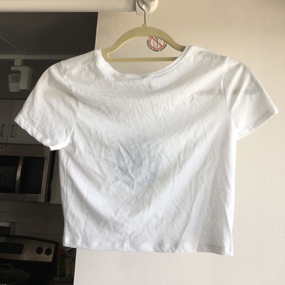 XS GRAPHIC CROP TEE - Picture 2 of 4
