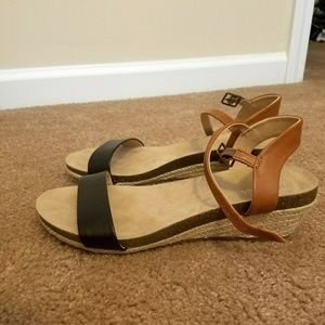 Merona Black/Brown Espadrille Sandals