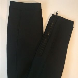 Scuba Leggings With Ankle Zipper