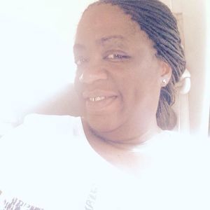 Meet your Posher, Evette