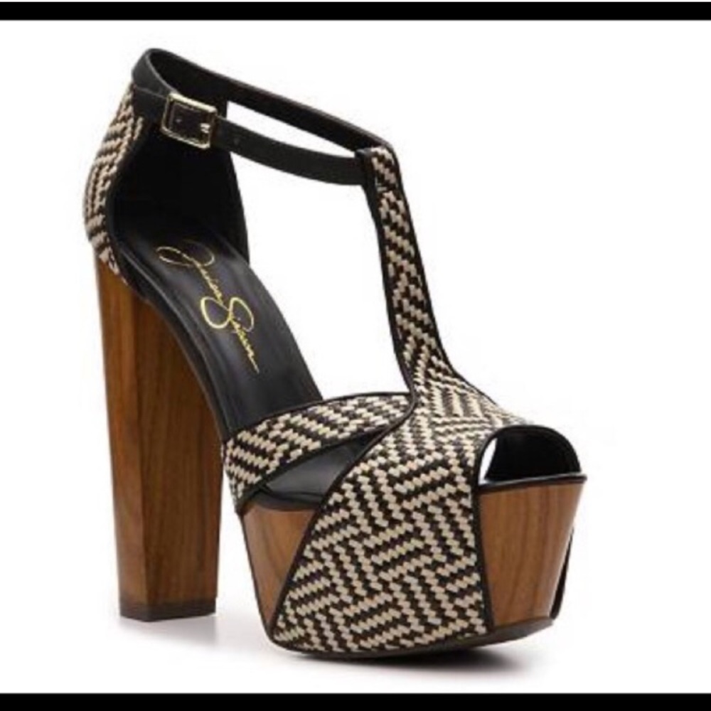Jessica Simpson "Dany" Pumps