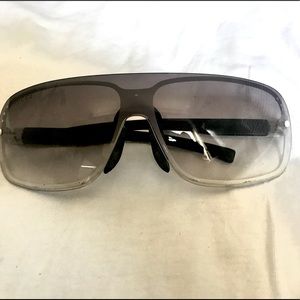 Gucci Glasses - Unisex - Black and White