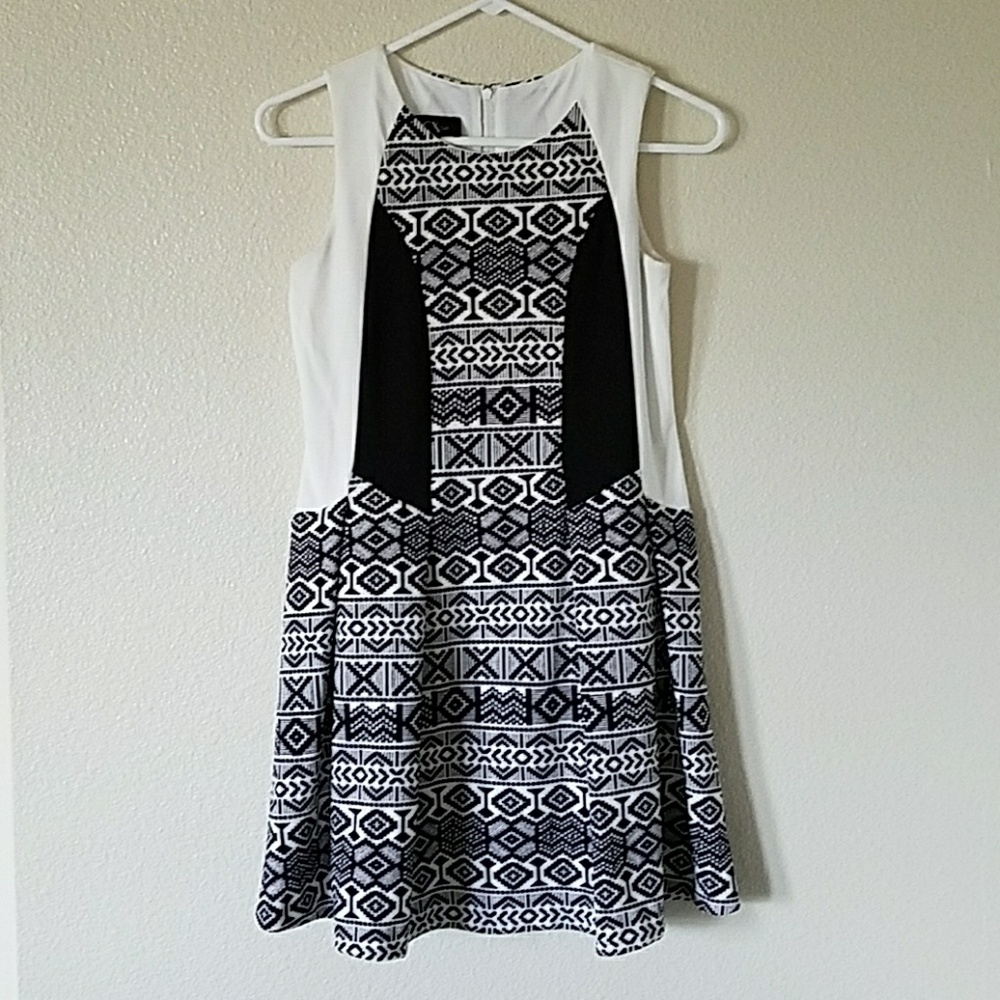 BCX girl black and white sleeveless dress sz 16