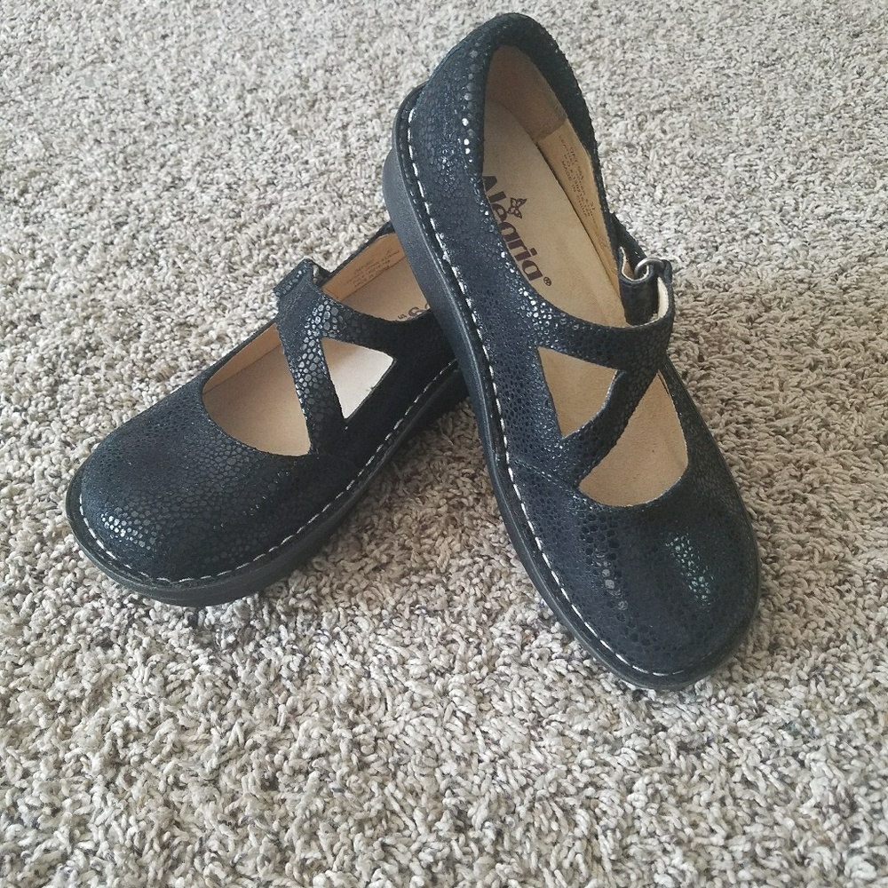 Algeria mary jane shoes