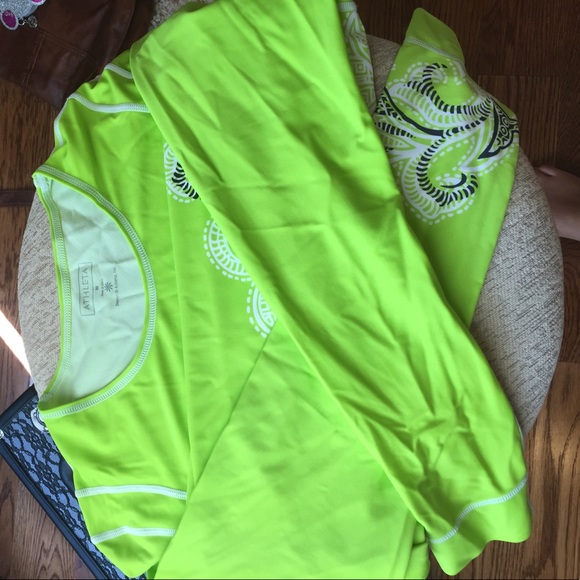 Athleta Rashguard - Picture 3 of 3