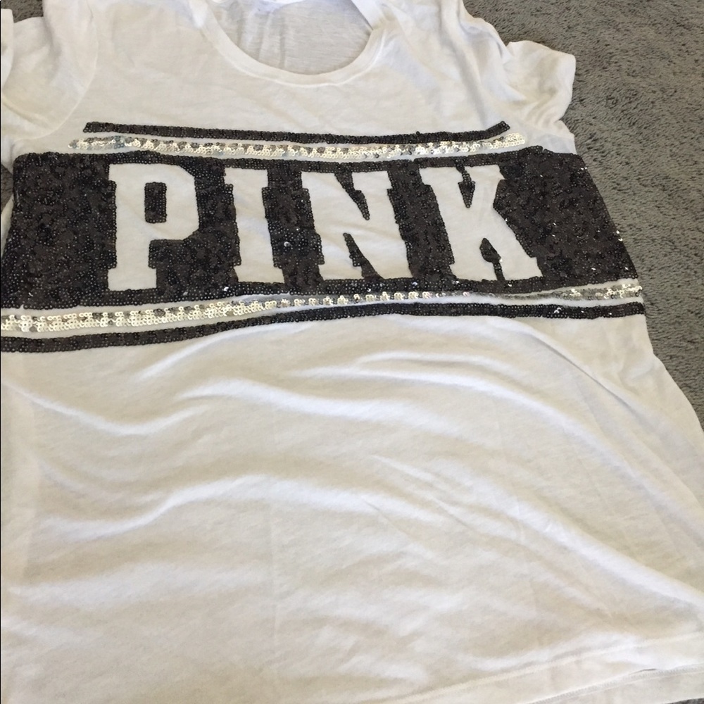 Tee shirt