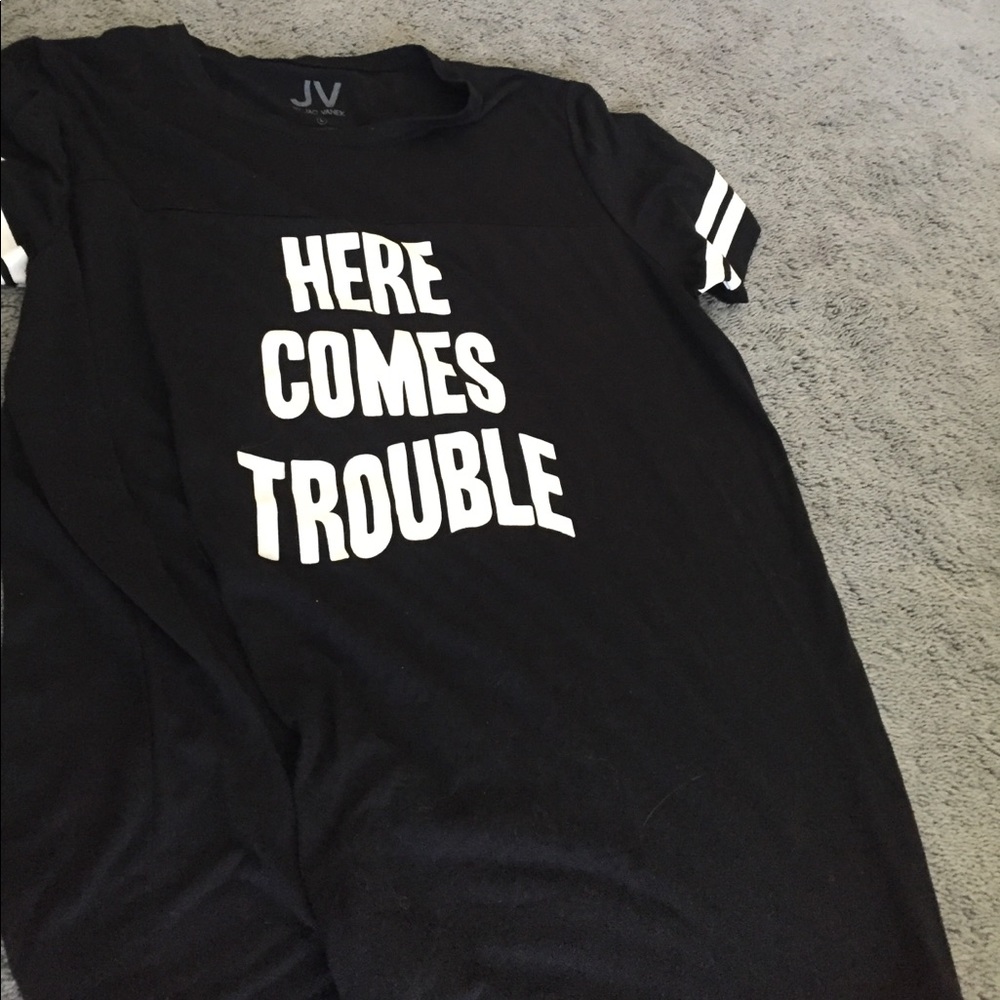 Tee shirt