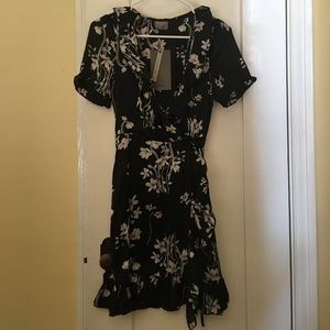 Floral v neck wrap dress