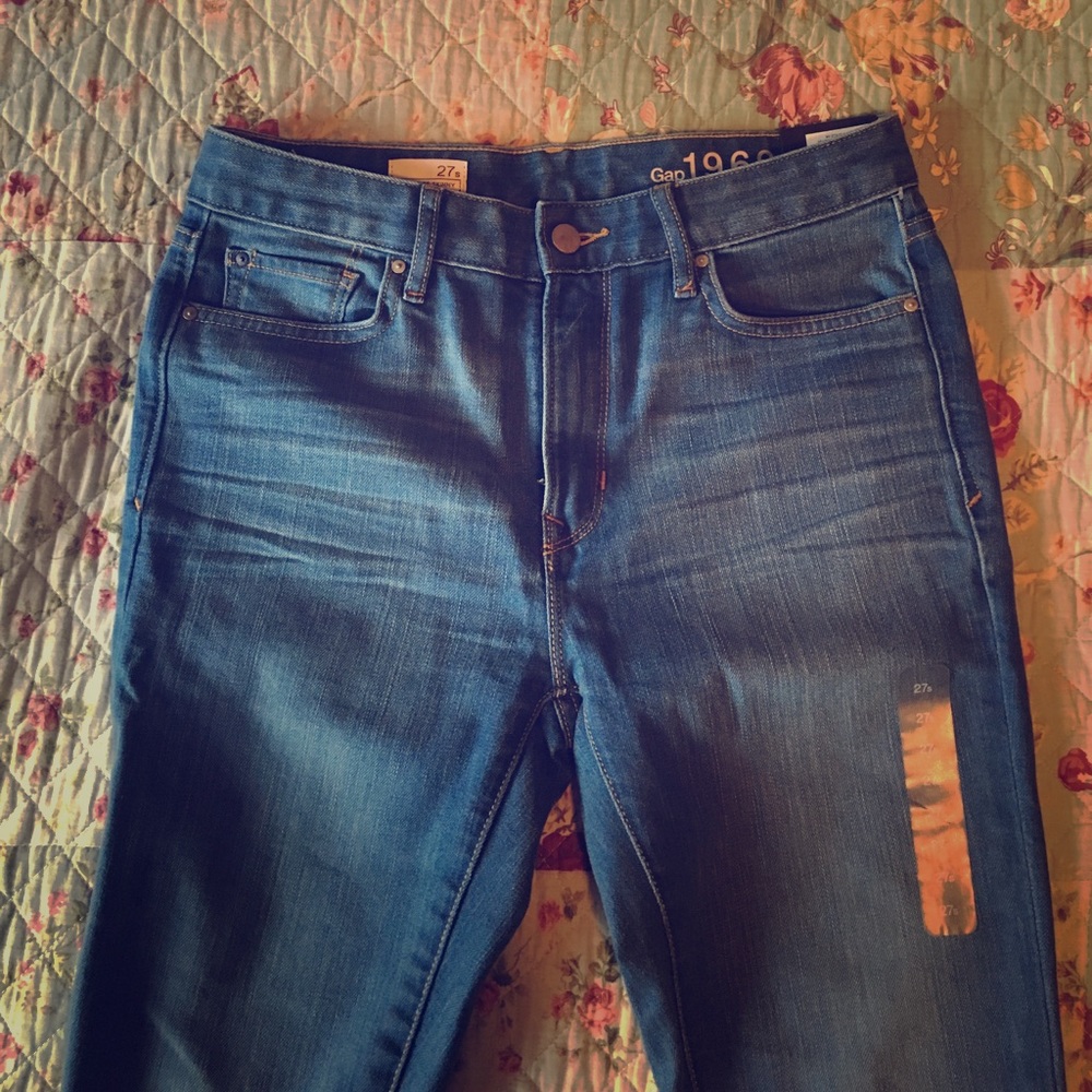 Gap High Rise Jeans NWT