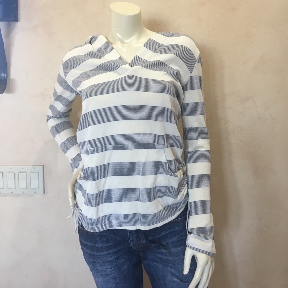Roxy sweater