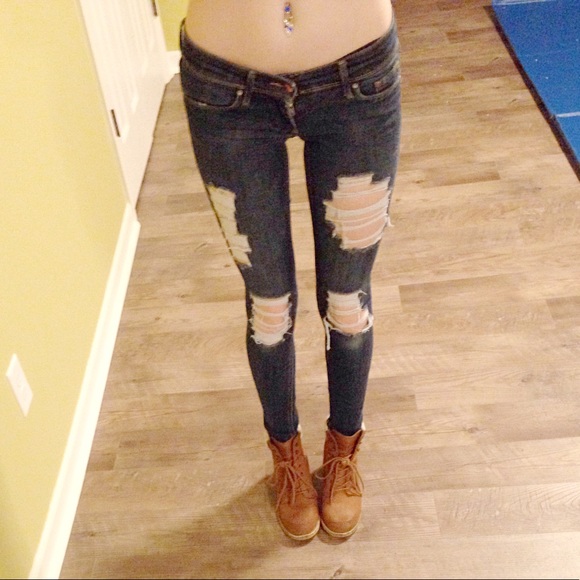 H&M Denim - H&M Ripped Skinny Jeans💕