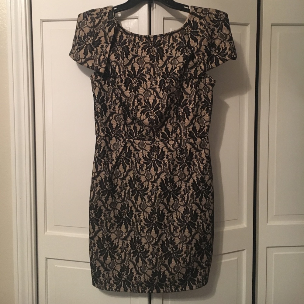 Lace dress