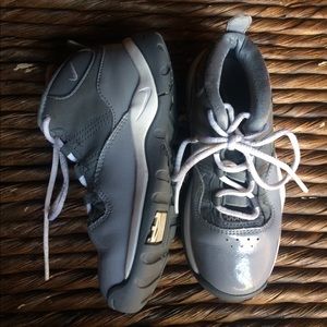 Nike toddler sneakers