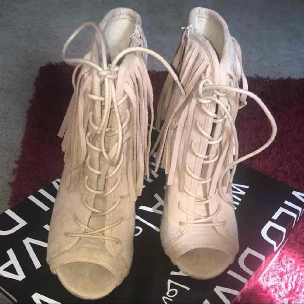 LACE UP FRINGE PEEP TOE BOOTS