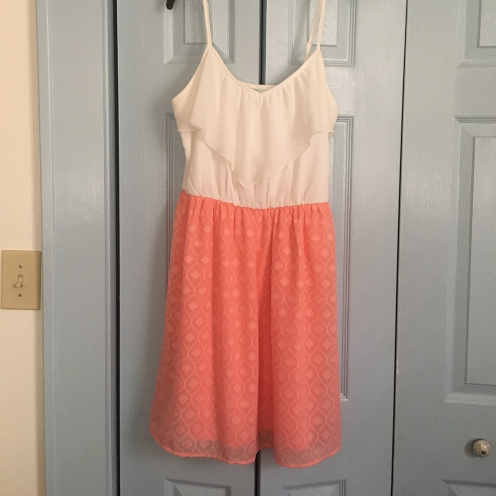 Coral/whitish cream dress