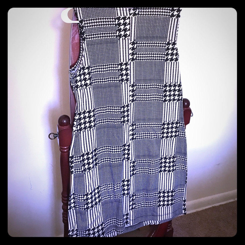 Houndstooth work dress