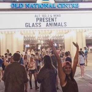 Meet your Posher, Carissa