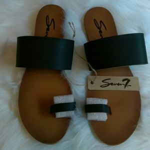 🔥Temporarily reduced🔥 sandals