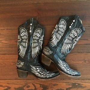 Distressed Black w/ white Cross & Wing Inlay