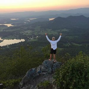 Meet your Posher, Logan