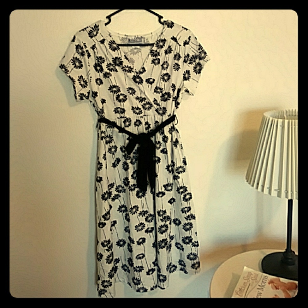maternity dress - new w/o tag