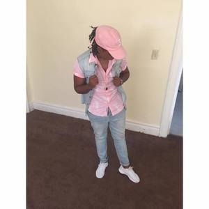 Meet your Posher, Daneille