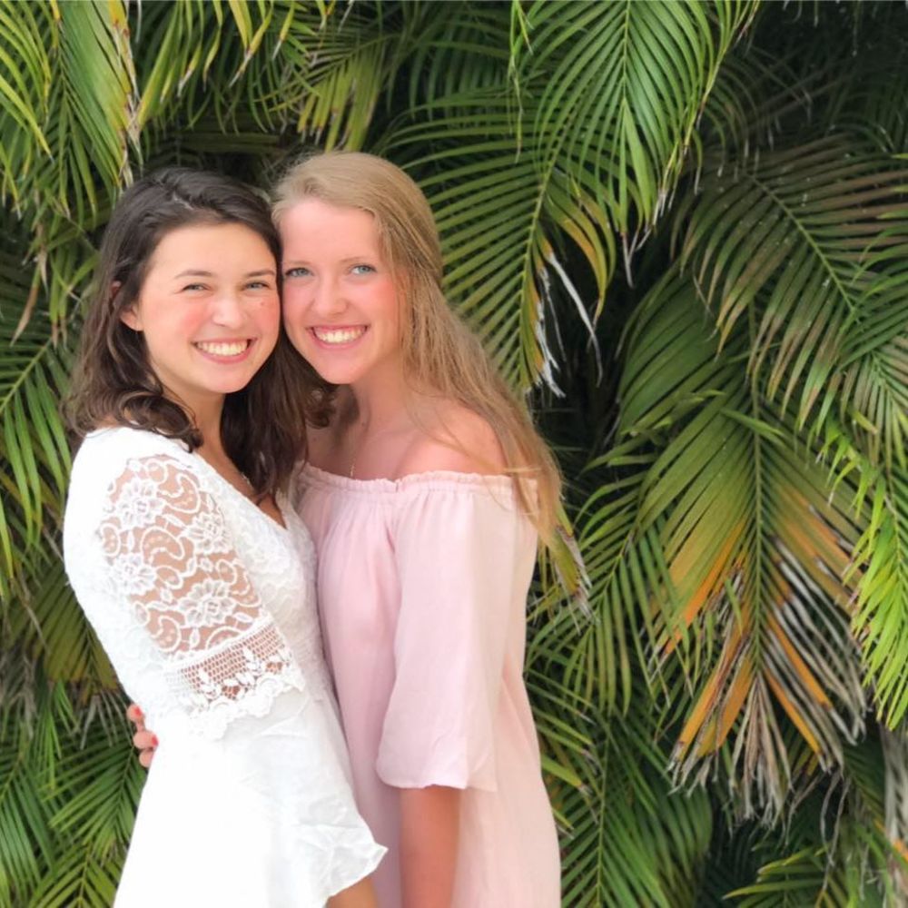 Meet your Posher, Abby