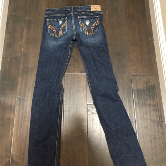 Dark Wash - Distressed Jeans - Picture 2 of 2