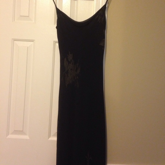 Sleeveless Maxi Dress - Picture 4 of 8