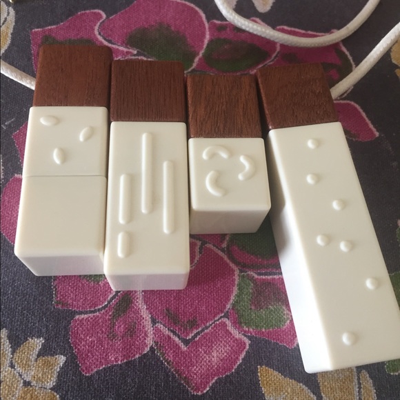 Lapka Personal Environment Monitor For iPhone - Picture 3 of 4