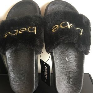 Bebe Women's Faux Fur Black Slides Size 4/5 XL
