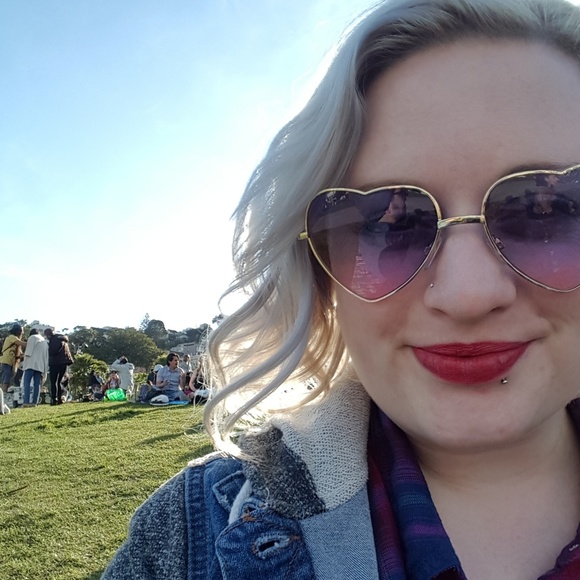 Meet your Posher, Kinga☆☆ - Picture 5 of 8