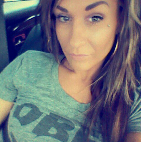 Meet your Posher, Sonya - Picture 3 of 3