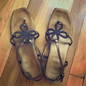 Bronze leather sandals