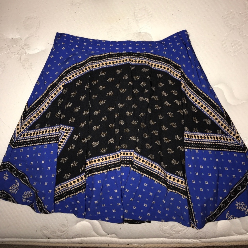LF patterned flared skirt