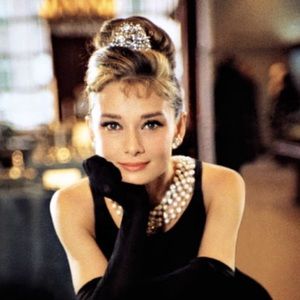 Meet your Posher, Ana