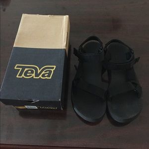 Black Teva Original Universal Sandals. Size 6.