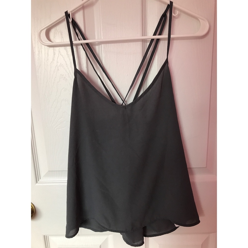 Hollister tank