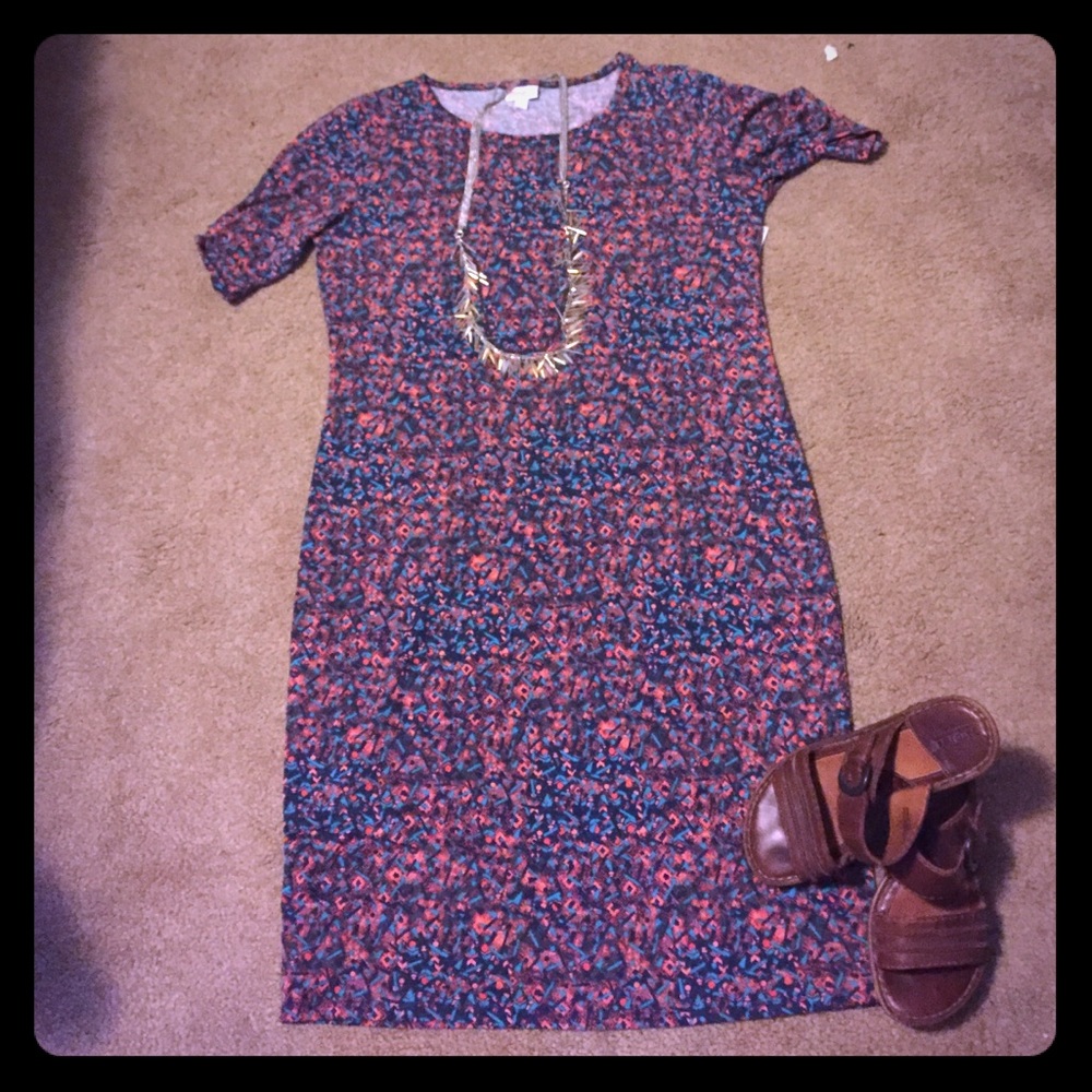 ⭐️ 3/$20 NWT Lularoe Julia