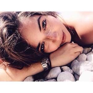 Meet your Posher, Rocio