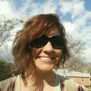 Meet your Posher, Nichole