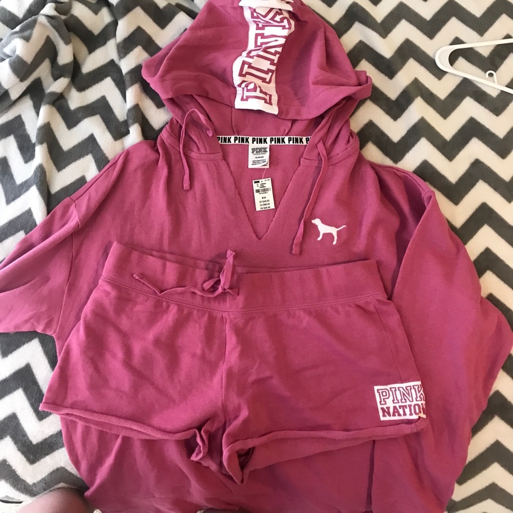 Pink Victoria's Secret Summer Set!!